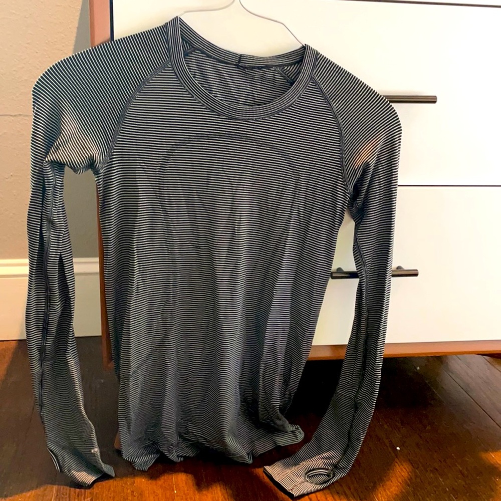 Lululemon long sleeve top